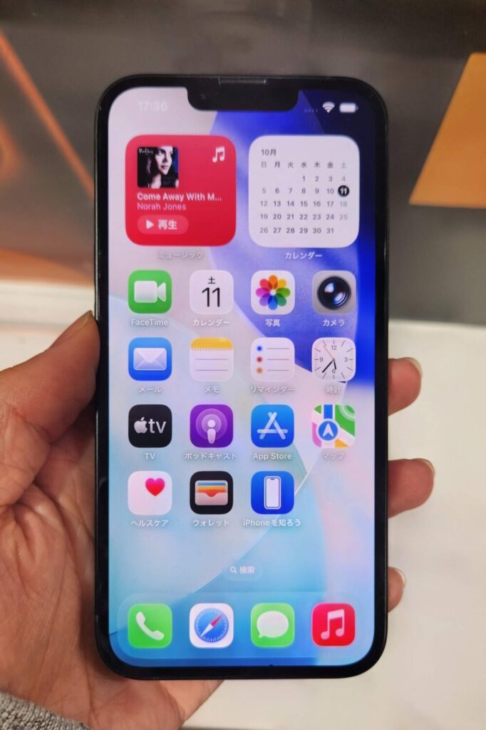 iPhone16e ブラック 実機